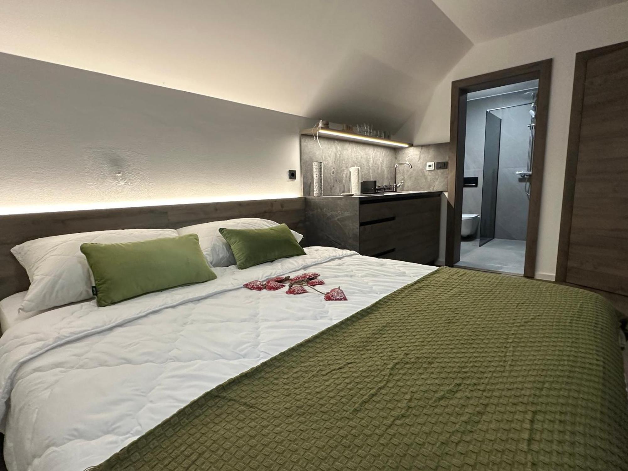 4 Elements Glamping & Apartments Блед Экстерьер фото